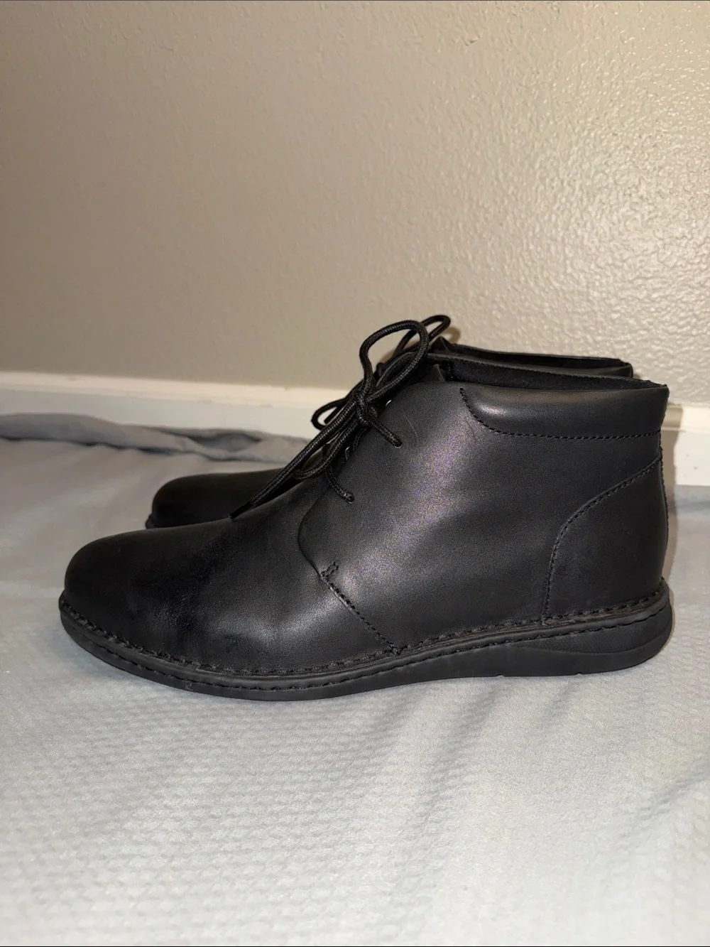 Born Men's Black Leather Thomson Lightweight Chukka Lace-Up Boot -Sz 11.5, NWOB
